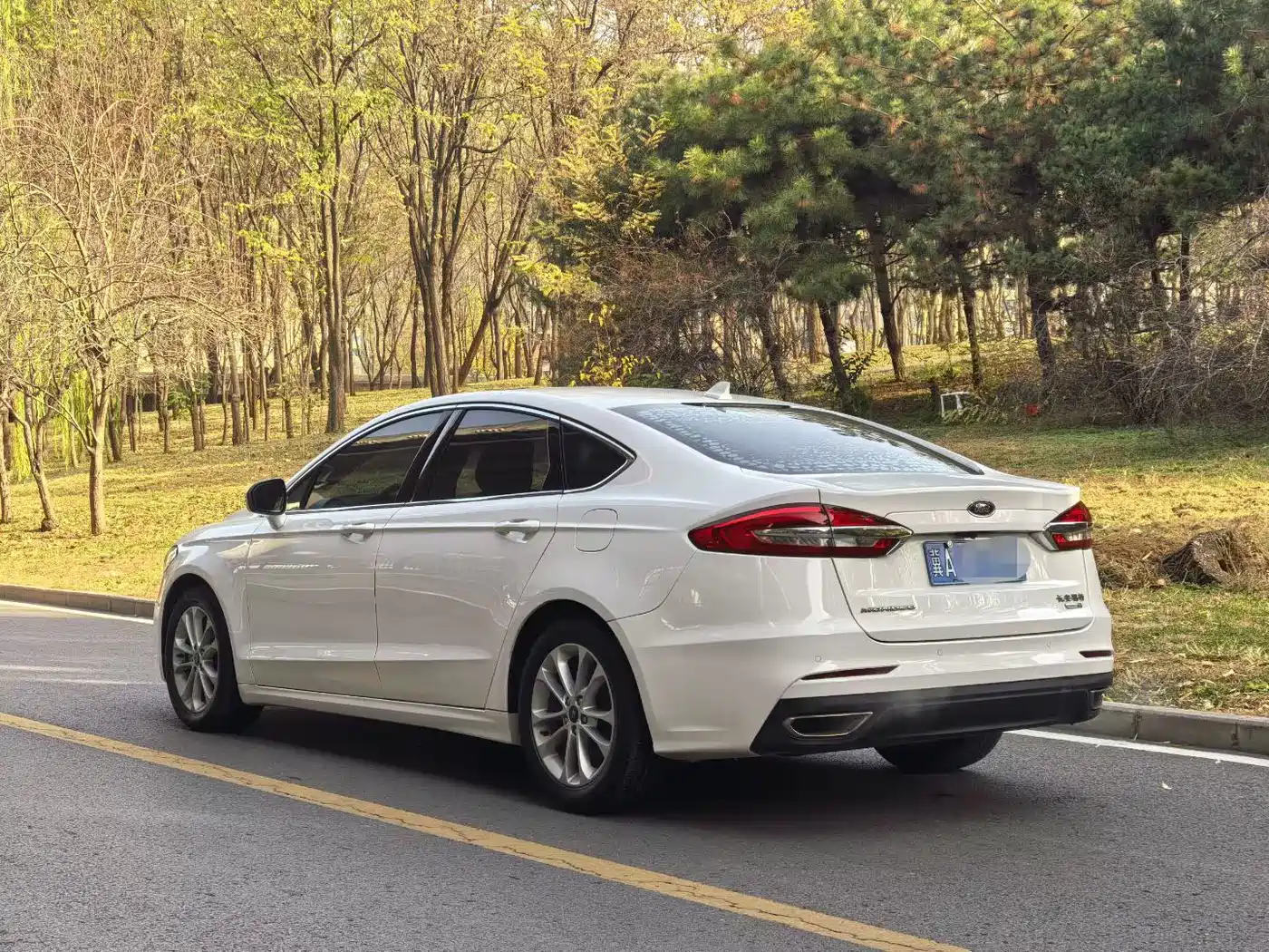FORD MONDEO
