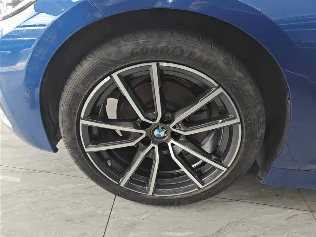 BMW 3 Series 2021 320Li M Sport Package фото 23