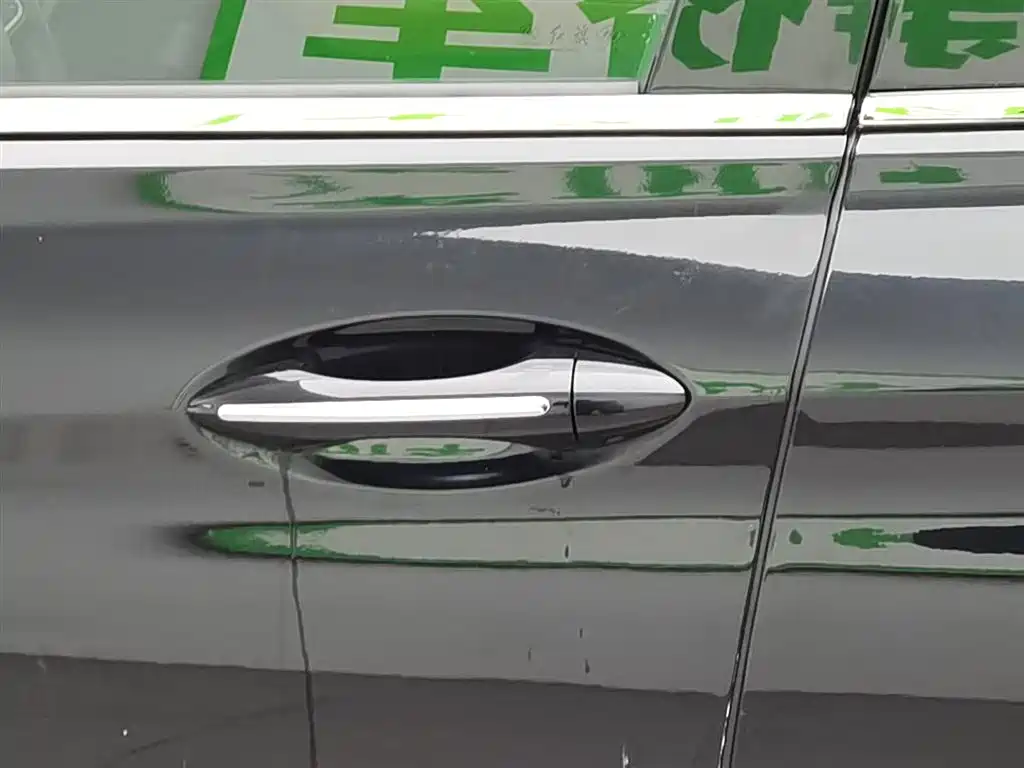 Hongqi H5 2019 30TD Style Edition фото 18