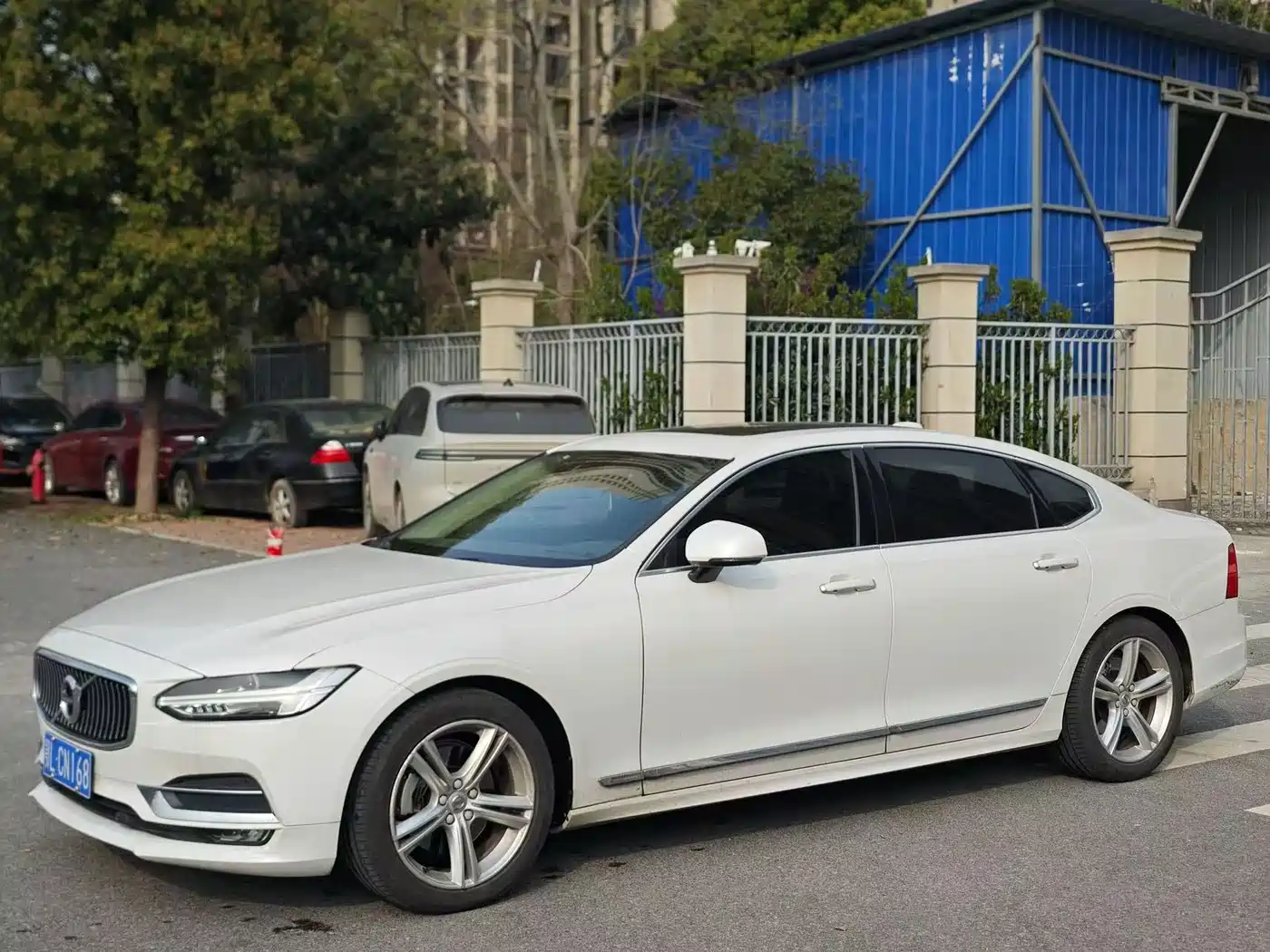 Volvo S90 2019 T5 Momentum