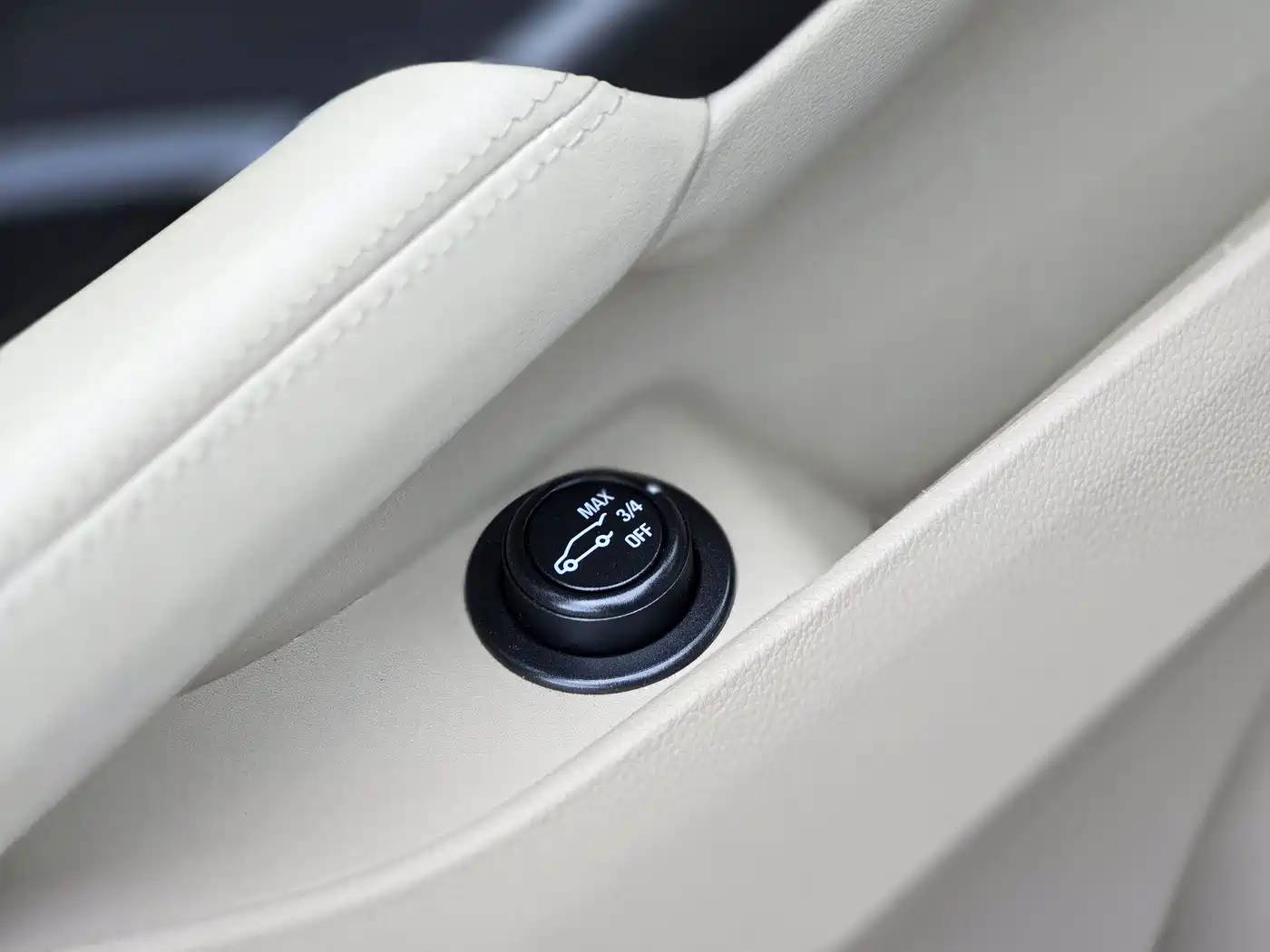Cadillac SRX 2013 3.0L Elite фото 23