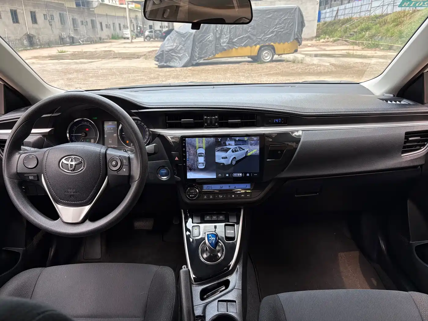 Toyota Levin 2016 Hybrid 1.8H GS E-CVT Elite Sunroof фото 15