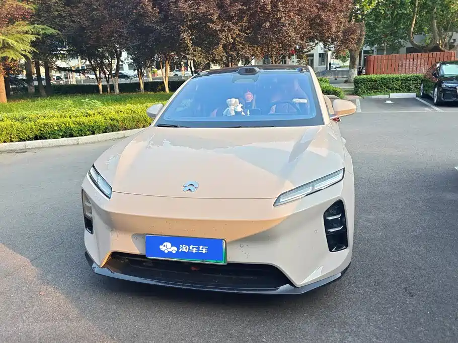 NIO ET5 2026 2025 Model Champion Commemorative Edition 75kWh
