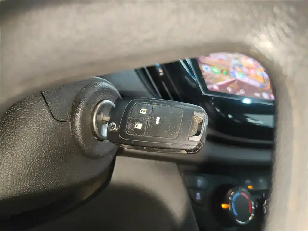 Chevrolet Cavalier 2019 320 Automatic Joy Edition фото 9
