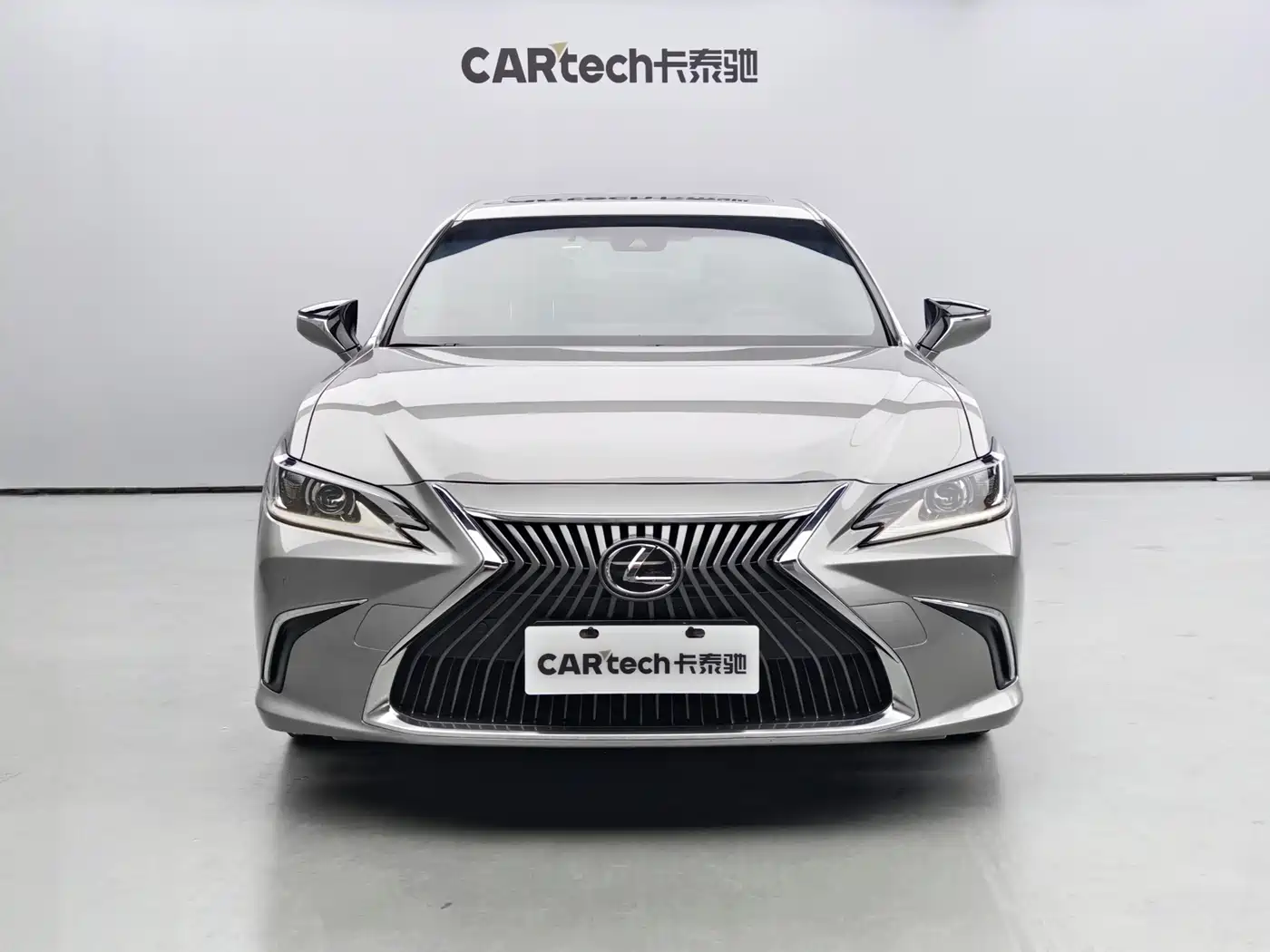 Lexus ES 2020 200 Excellence фото 2
