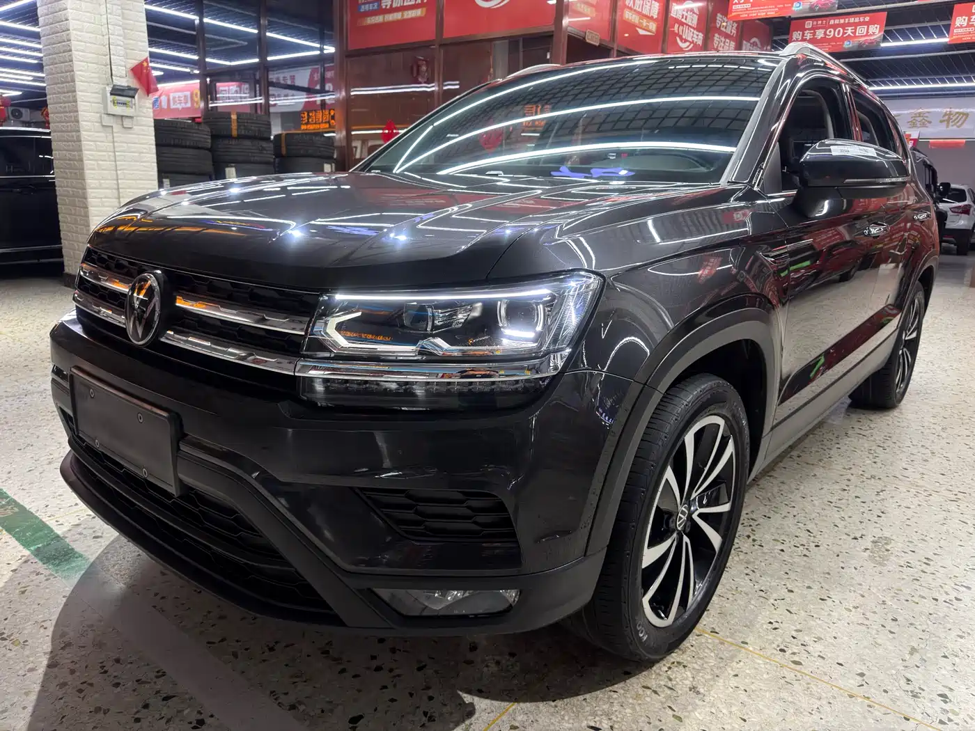 Volkswagen Tharu 2022 280TSI FWD Luxury Edition