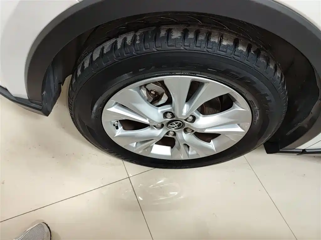 Toyota IZOA 2021 2.0L Yixiang Edition фото 23