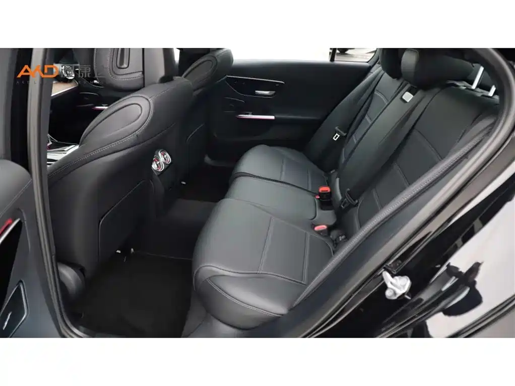 Mercedes-Benz C-Class 2023 Facelift II C 260 L фото 7