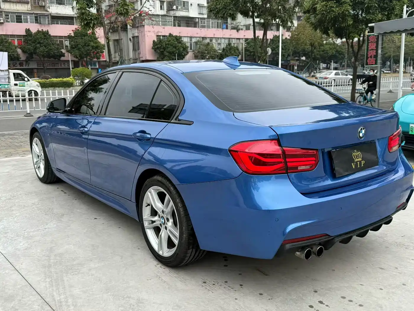 BMW 3 Series 2017 320Li M Sport фото 4