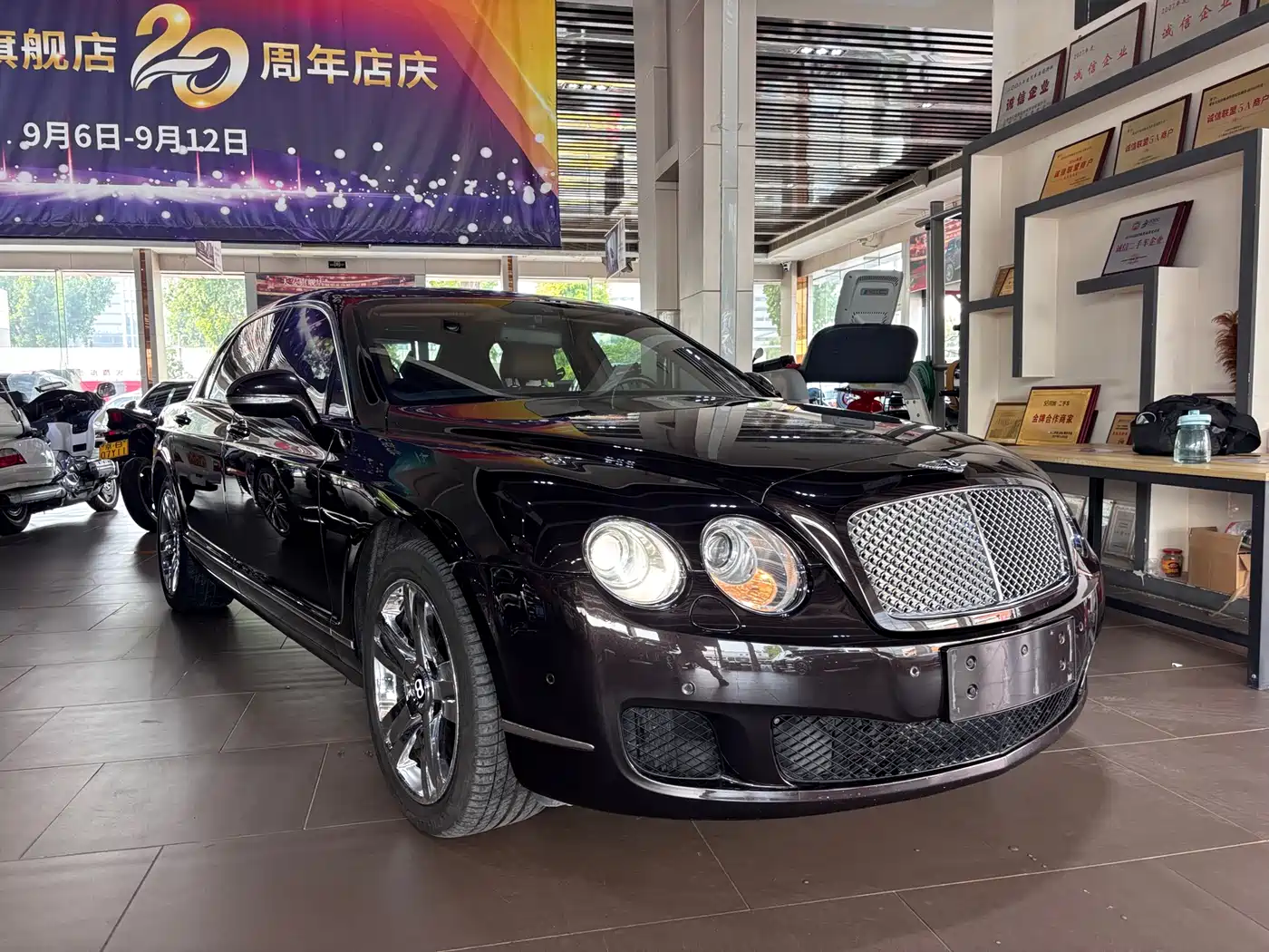 Bentley Flying Spur 2010 2010 6.0T 4-seater Version