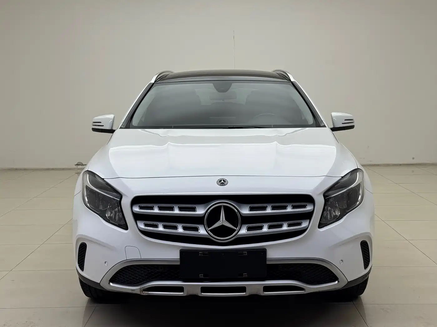 Mercedes-Benz GLA 2017 GLA 200 Dynamic фото 2