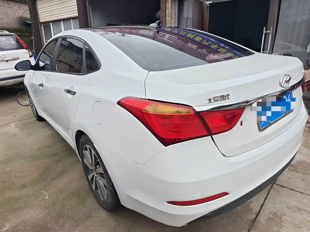 Hyundai Mistra 2016 1.8L Automatic Smart GLS фото 5