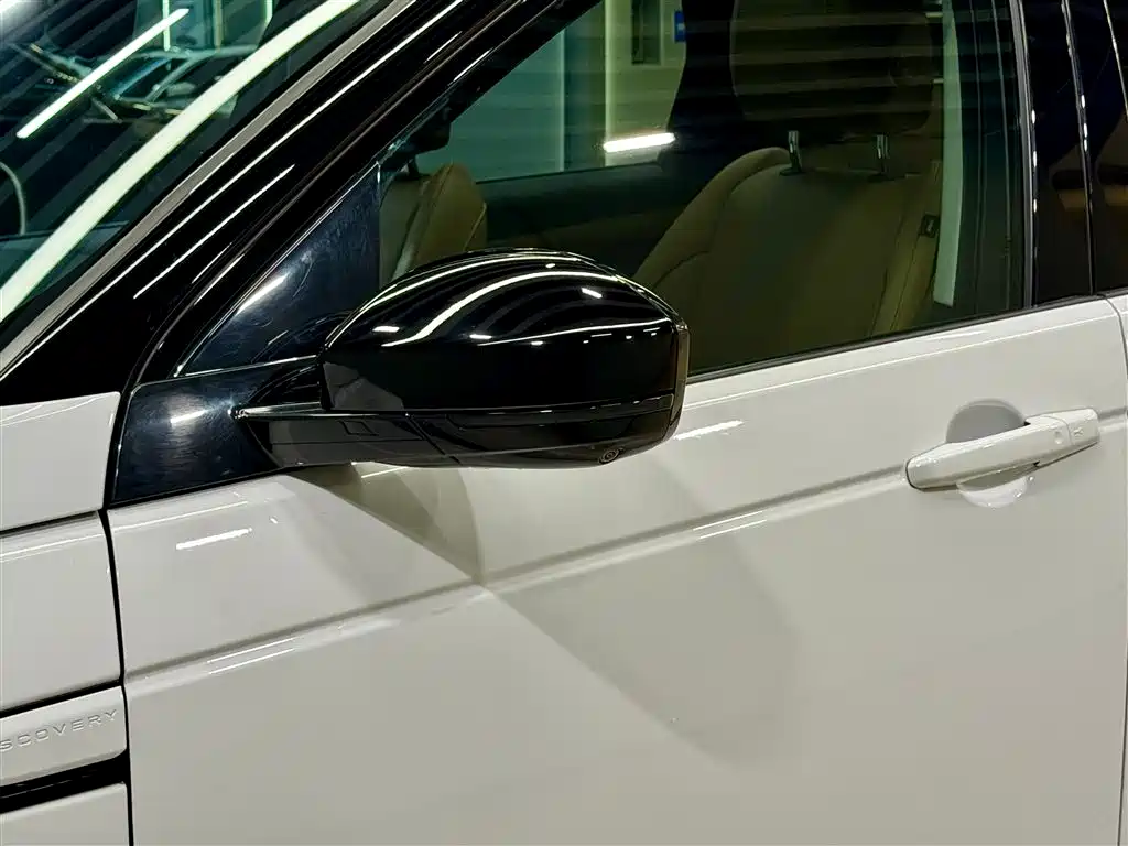 Land Rover Discovery Sport 2024 Luxury Custom Edition фото 12