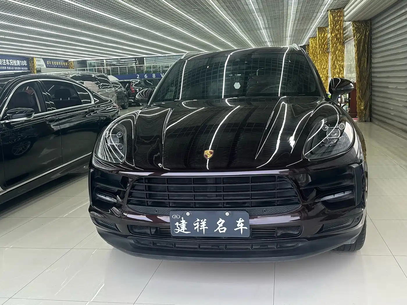 Porsche Macan 2018 Macan 2.0T фото 2
