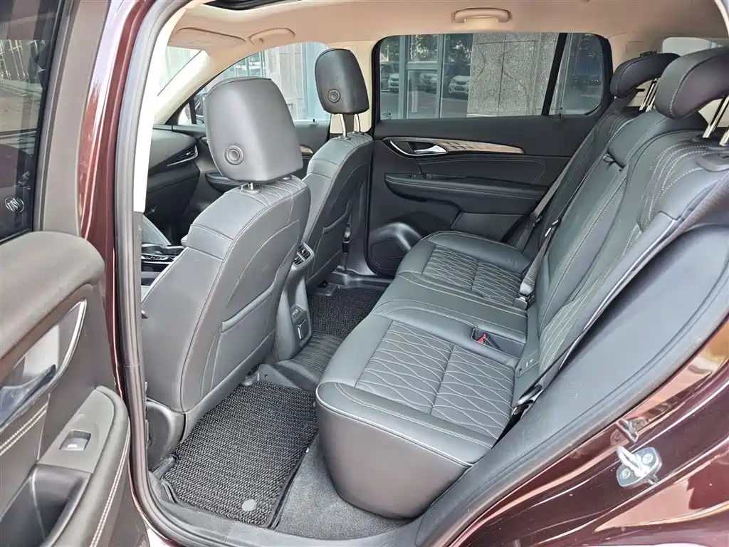 Buick Envision Plus 2022 Envision Plus Avenir 5-Seater фото 15