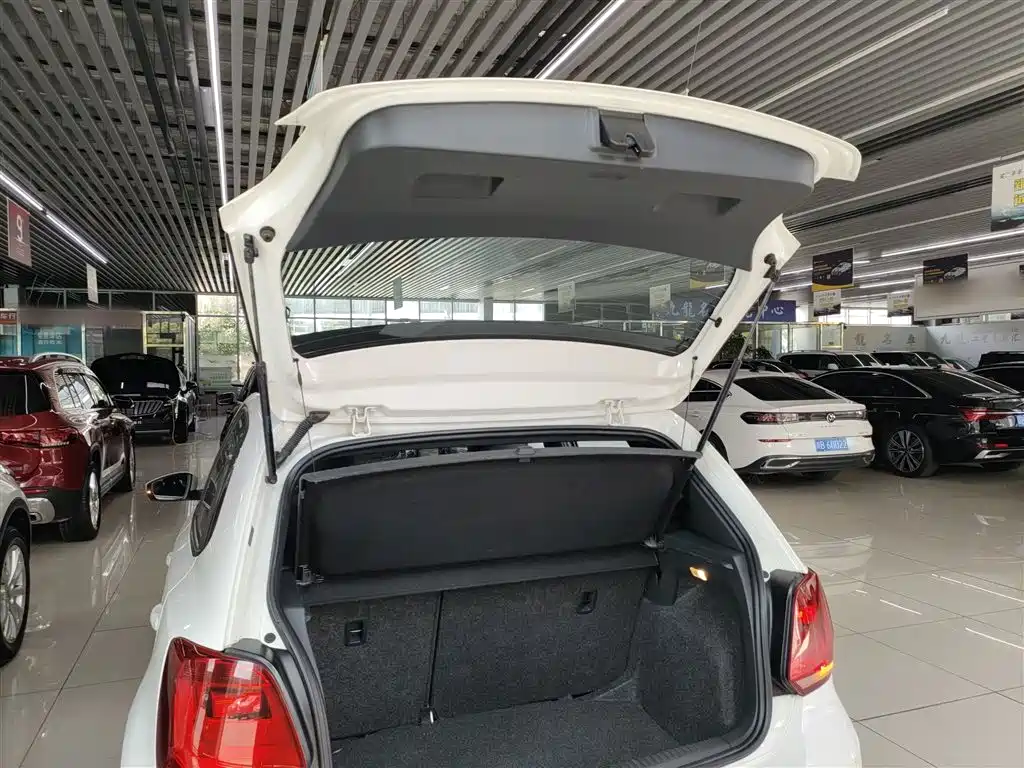 Volkswagen Polo 2015 Model 1.4TSI GTI фото 19