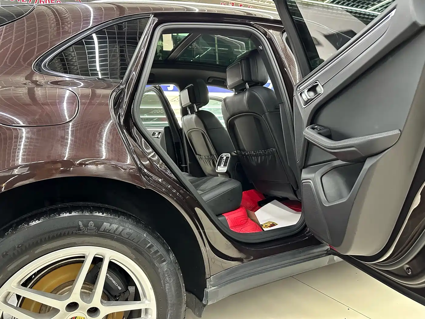 Porsche Macan 2018 Macan 2.0T фото 13