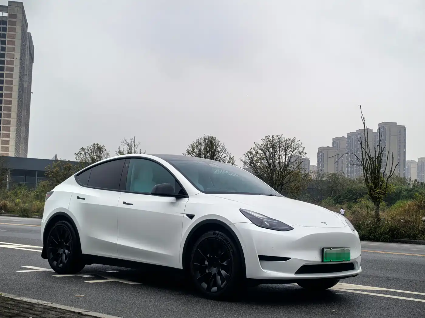 Фото 3 - Tesla Model Y