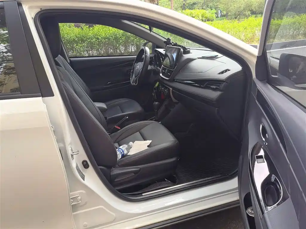Toyota YARiS L Zhi Xuan 2020 Zhi Xuan X 1.5L CVT Luxury фото 20