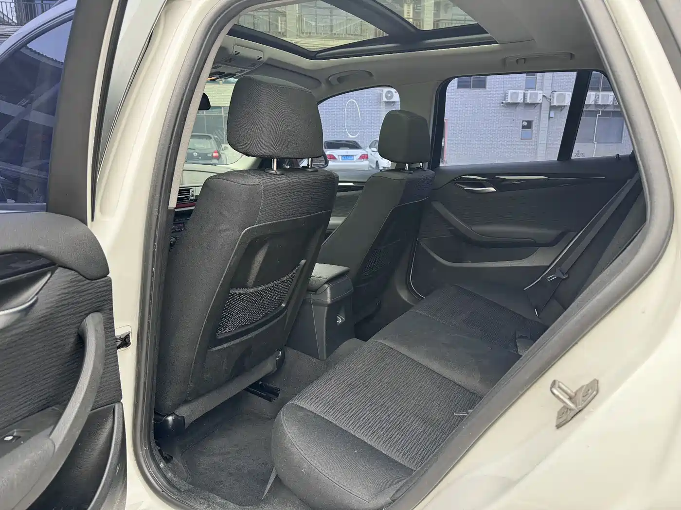 BMW X1 2015 Model sDrive18i Fashion Advanced Edition фото 7