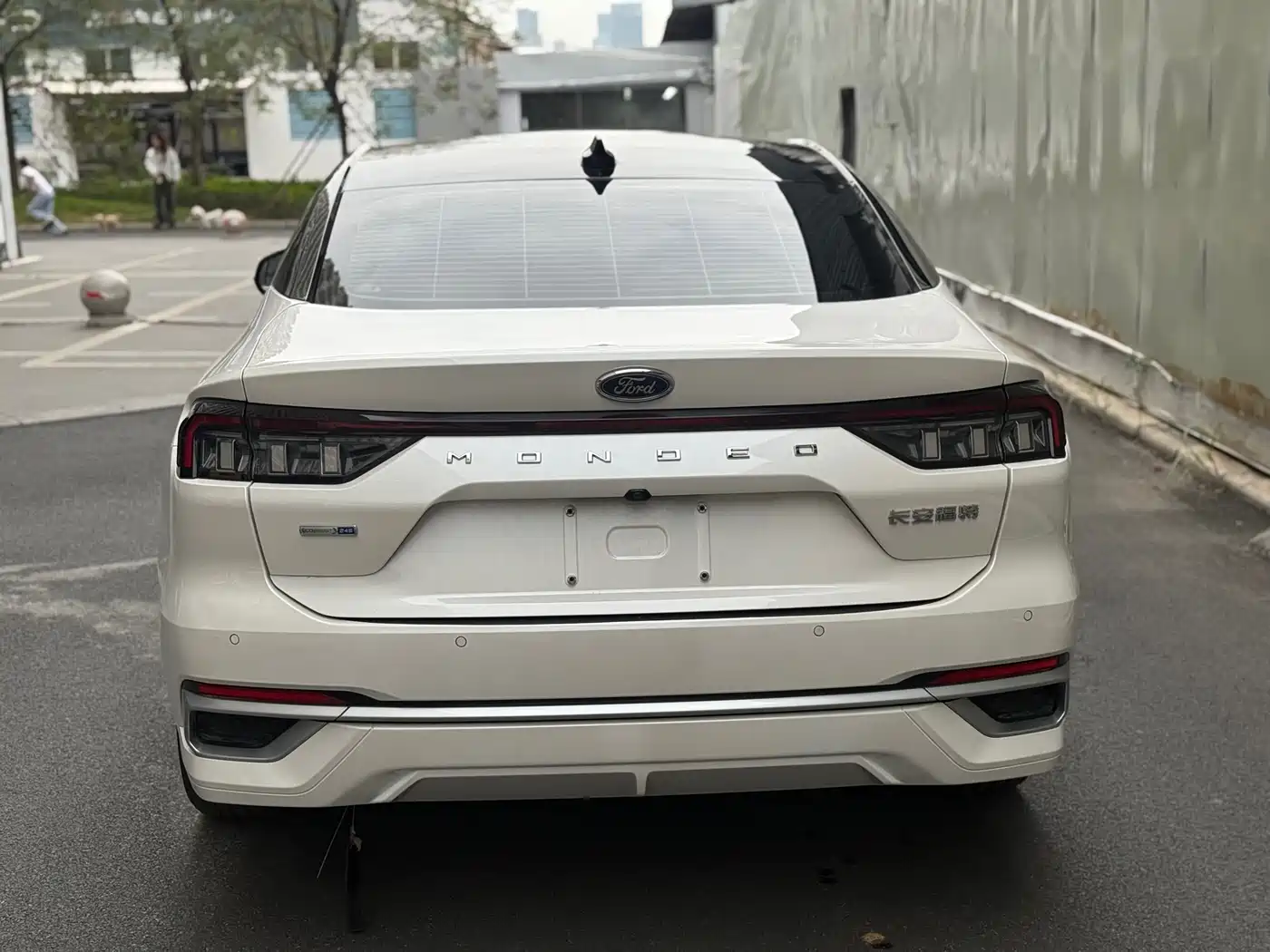 FORD MONDEO