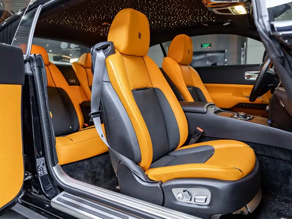 Rolls-Royce Wraith 2018 6.6T Black Badge фото 19