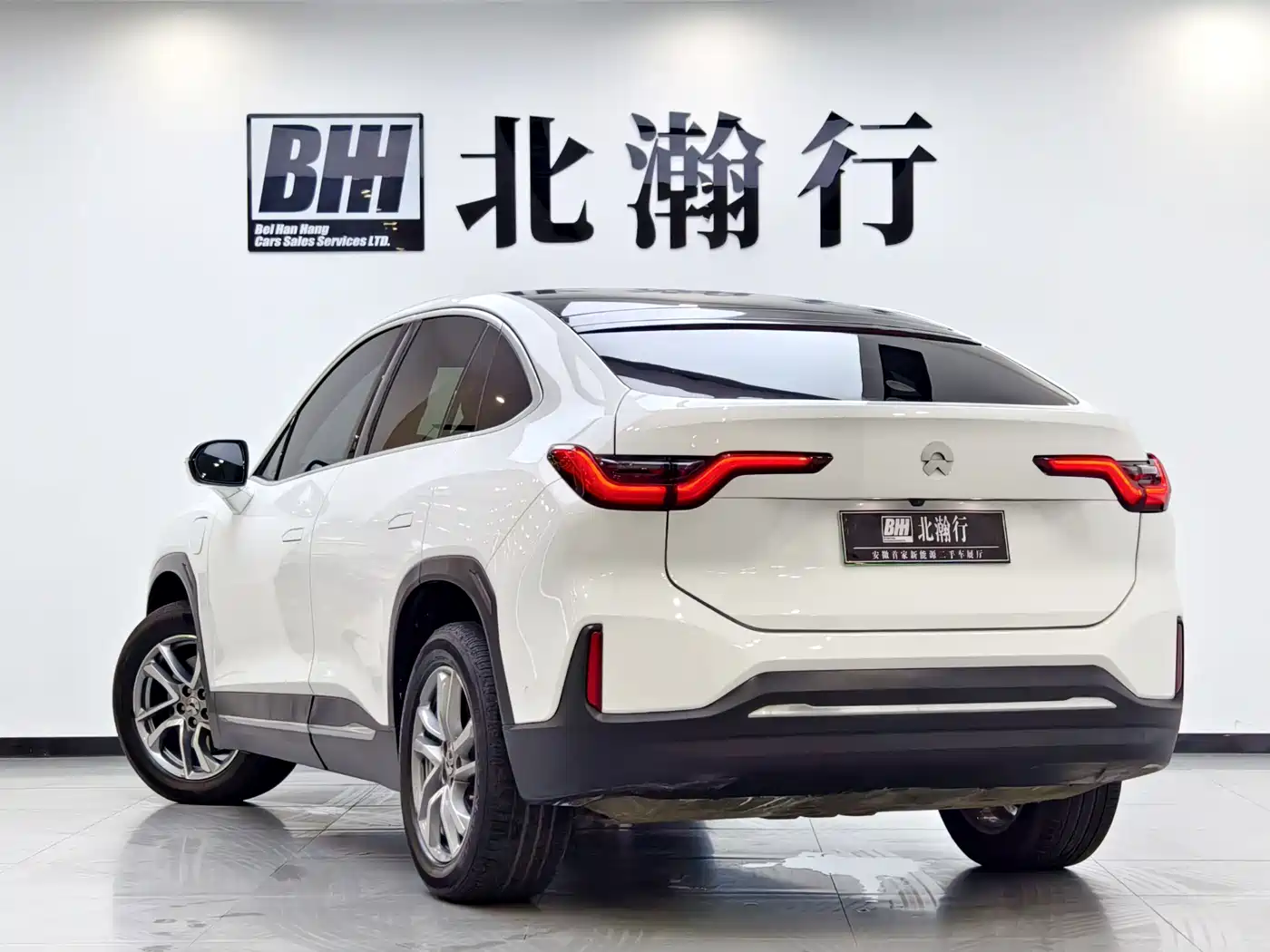 Фото 4 - NIO EC6