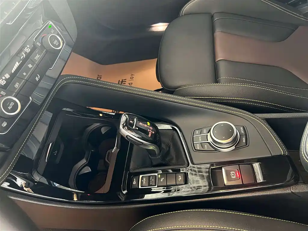 BMW X2 2023 xDrive 25i Radiance Edition фото 23