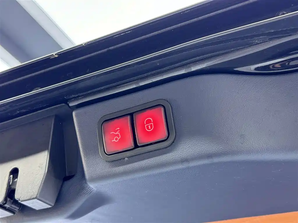 Mercedes-Benz Vito 2021 2.0T Elite 7-Seater фото 27