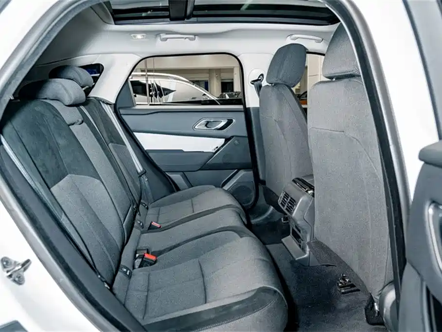 Land Rover Range Rover Velar 2024 S фото 20