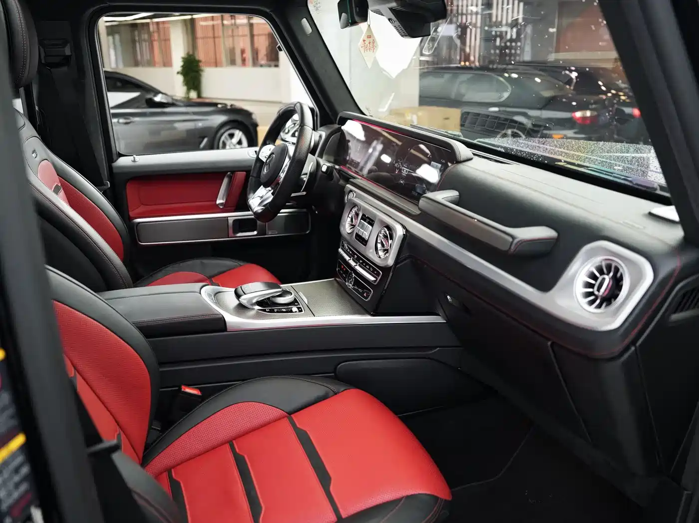 Mercedes-Benz G-Class AMG 2019 Facelift AMG G 63 фото 21