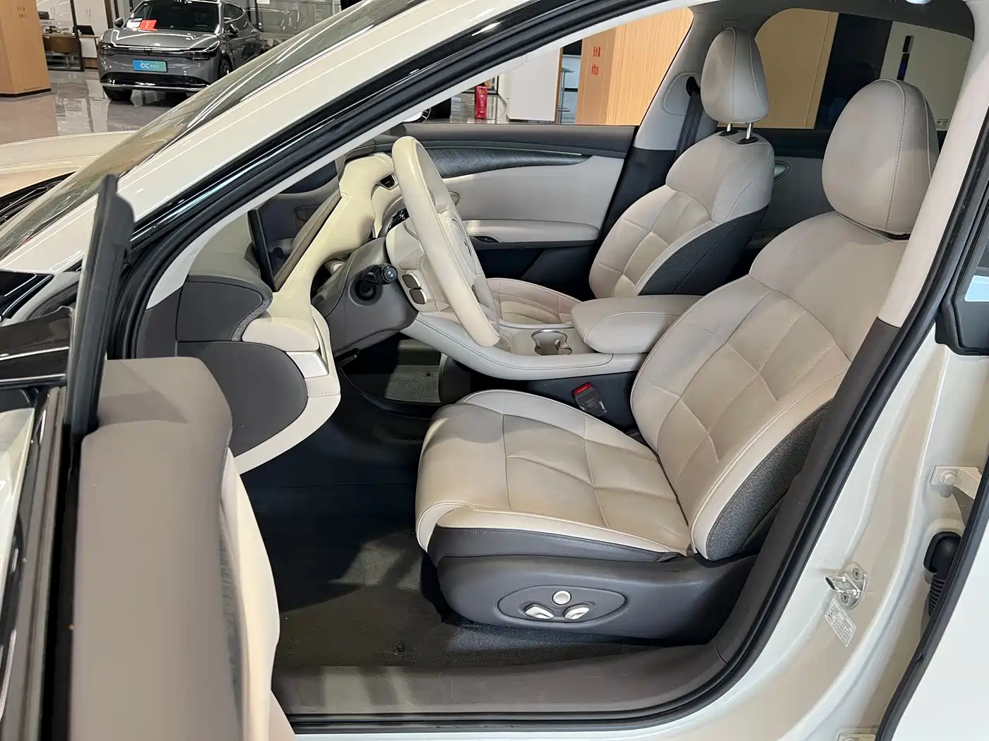 ZHIJI AUTOMOBILE ZHIJI LS6