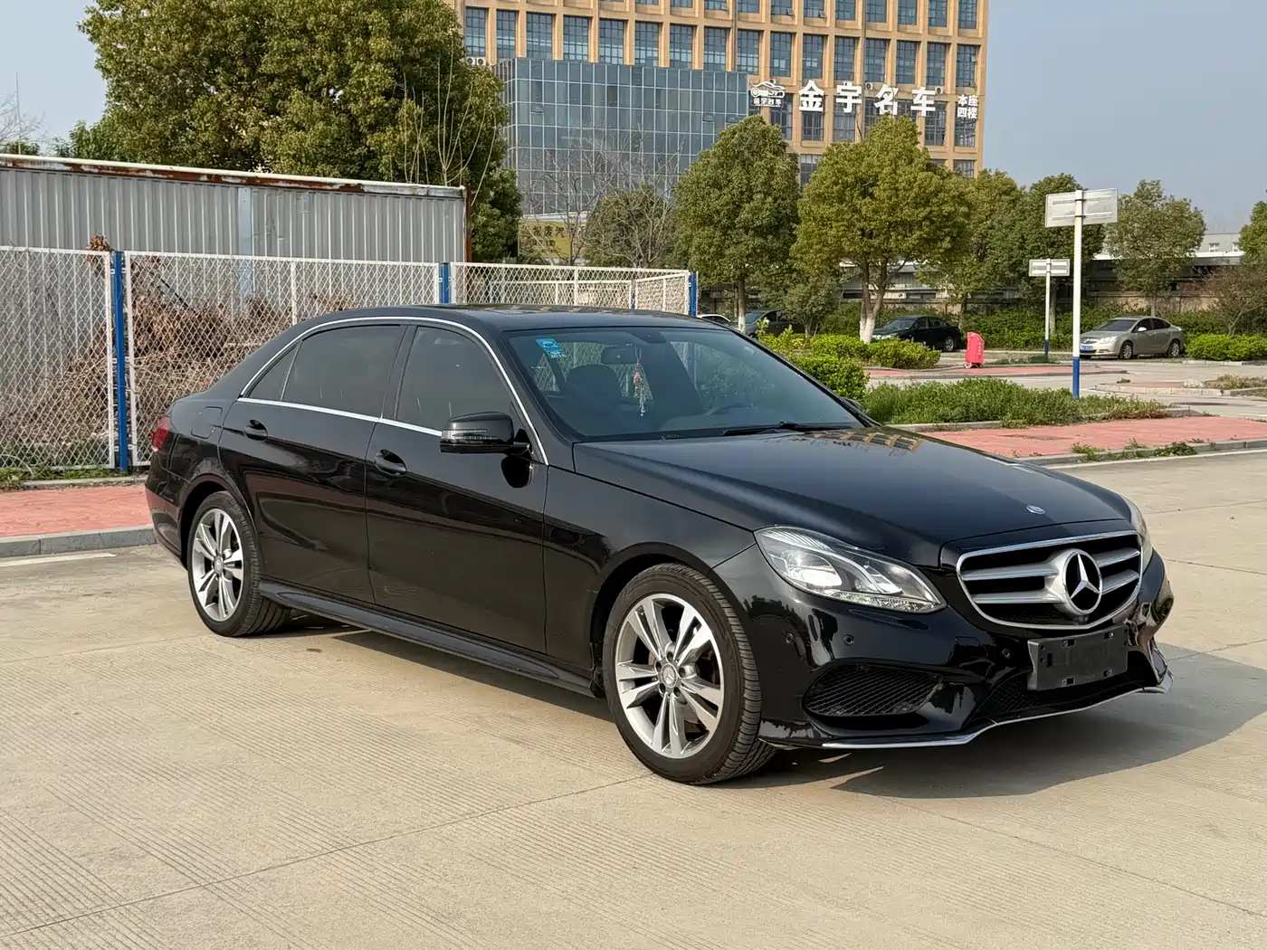 Mercedes-Benz E-Class 2015 E 260 L Sport фото 3