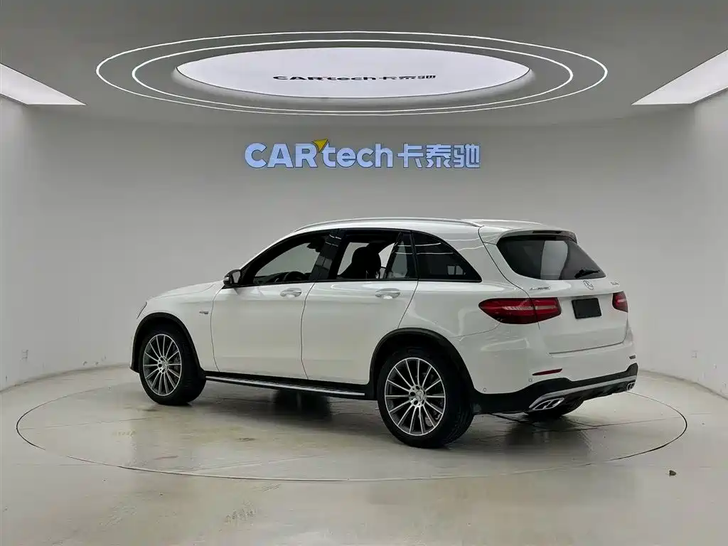Mercedes-Benz GLC AMG 2017 AMG GLC 43 4MATIC фото 7