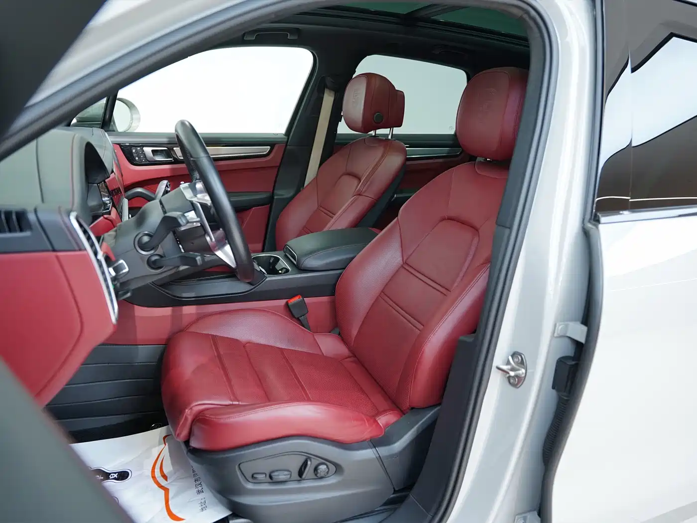 Porsche Cayenne New Energy 2022 Cayenne E-Hybrid 2.0T Platinum Edition фото 22
