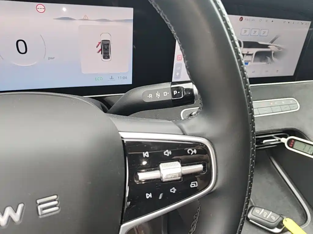 Roewe D7 2023 2023 DMH 125km Flagship Edition