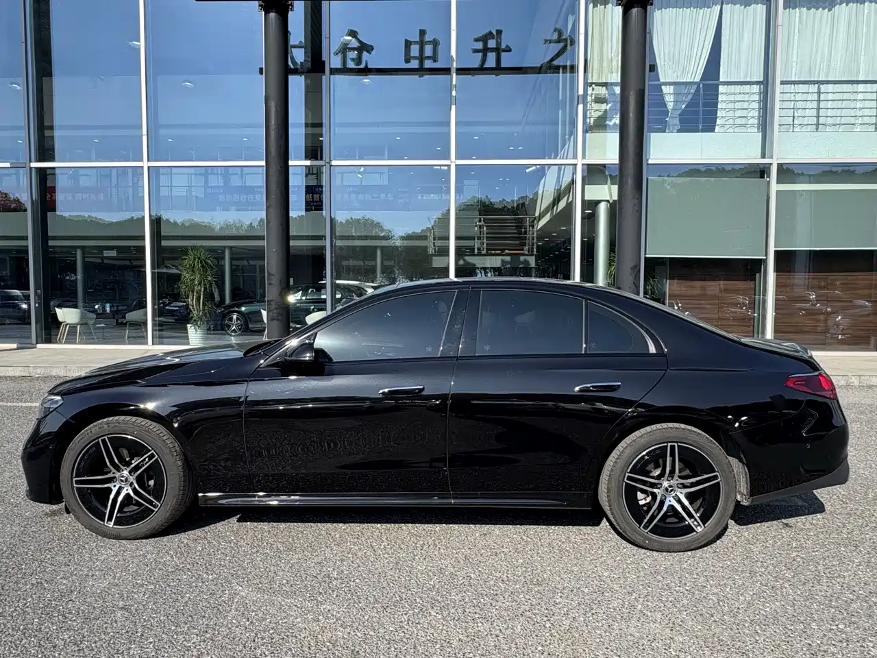 Mercedes-Benz E-Class (Import) 2024 E 260 Sport Edition фото 7