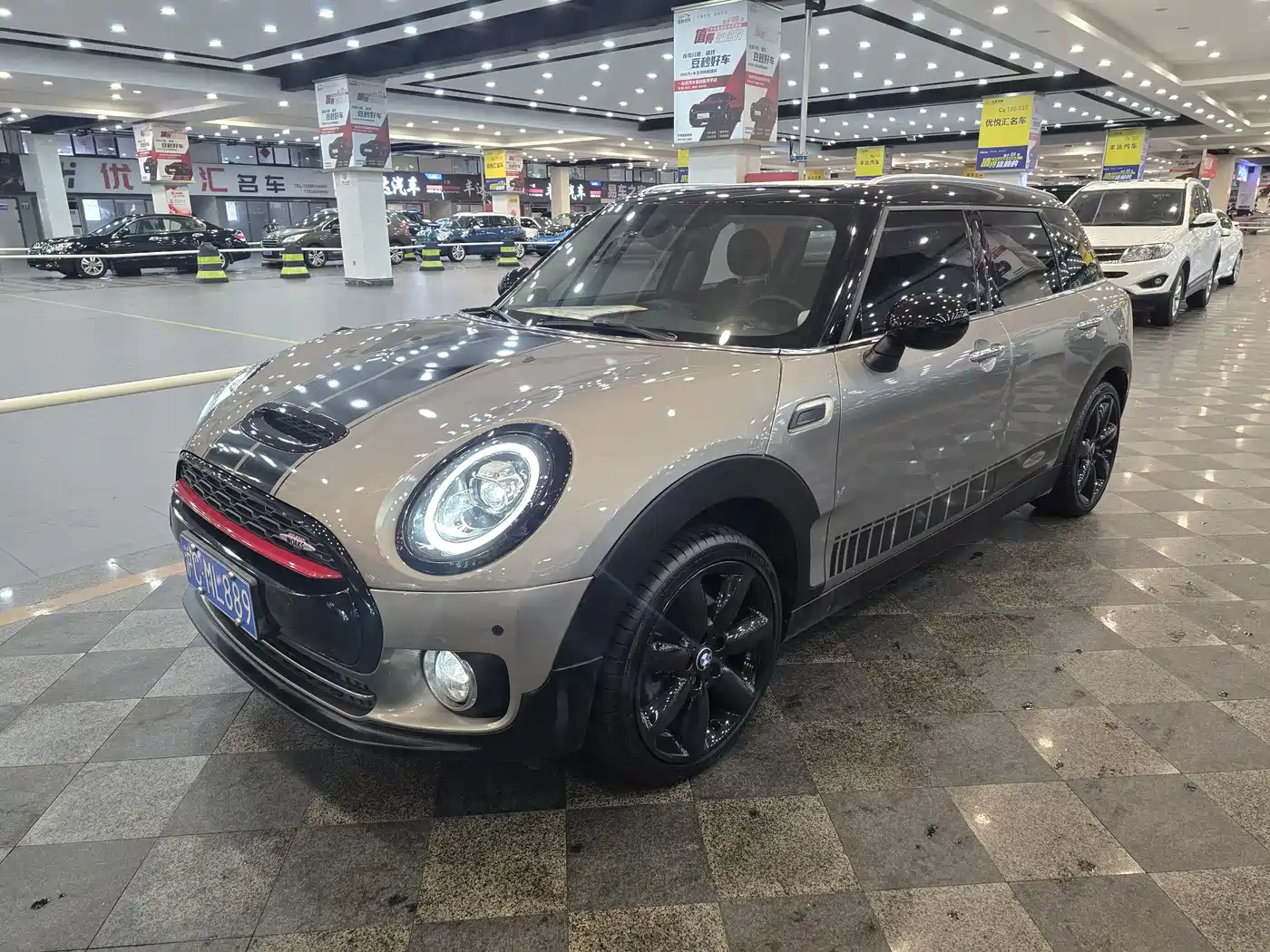 MINI CLUBMAN