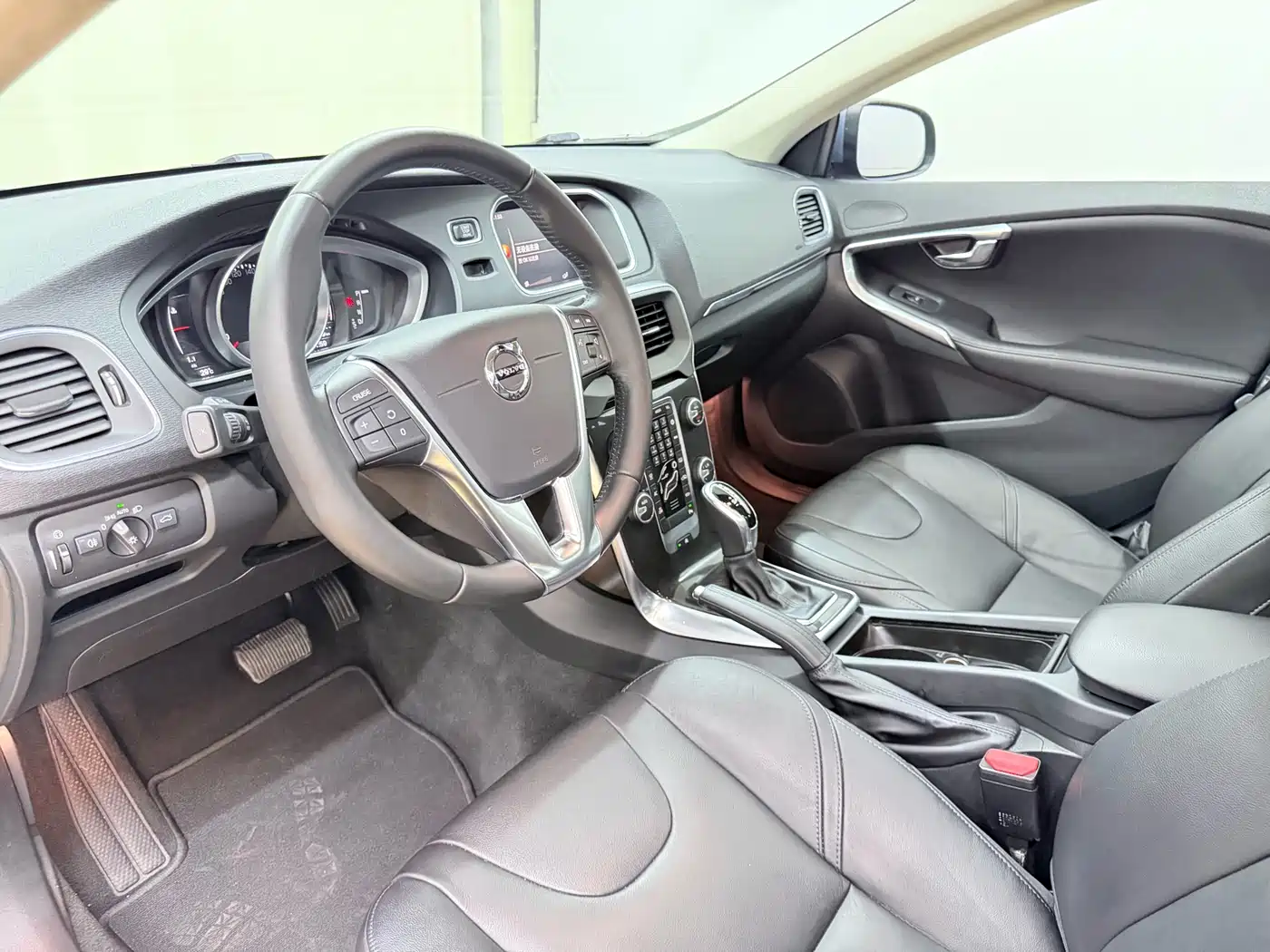 Volvo V40 2018 2018 T3 Inscription Edition