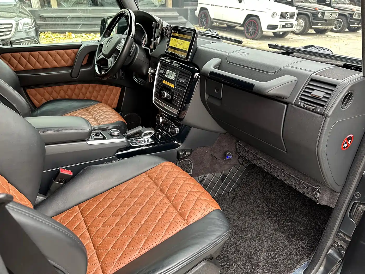 Mercedes-Benz G-Class AMG 2013 AMG G 65 фото 12