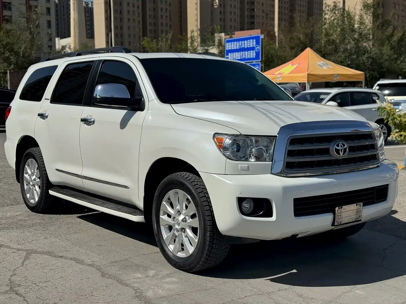 Toyota Sequoia 2012 2010 5.7 Platinum Edition