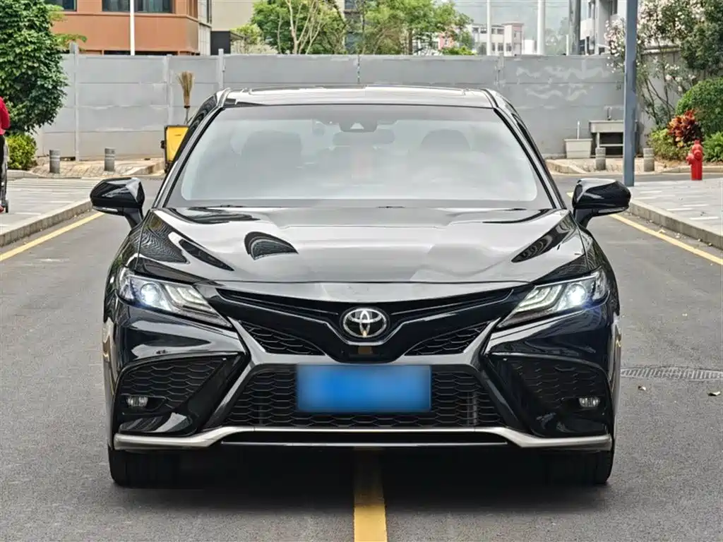 Toyota Camry 2023 2.0S Trend Edition фото 12