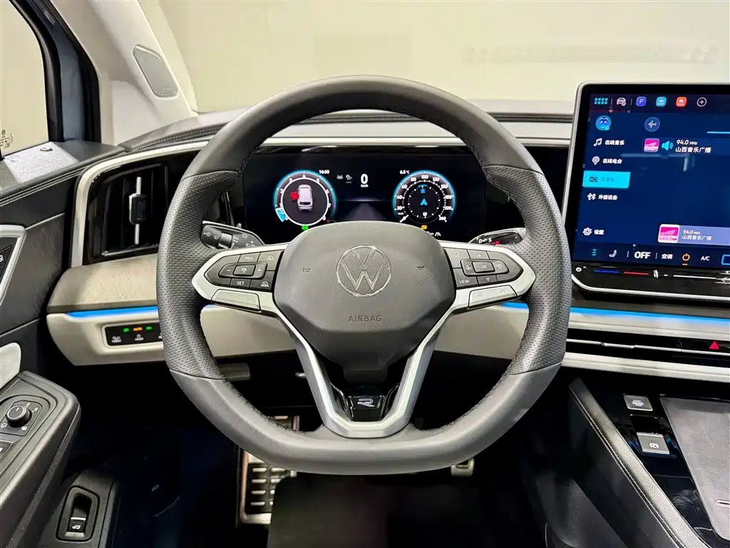 Volkswagen Talagon 2025 450TSI R-Line 6-Seater фото 25