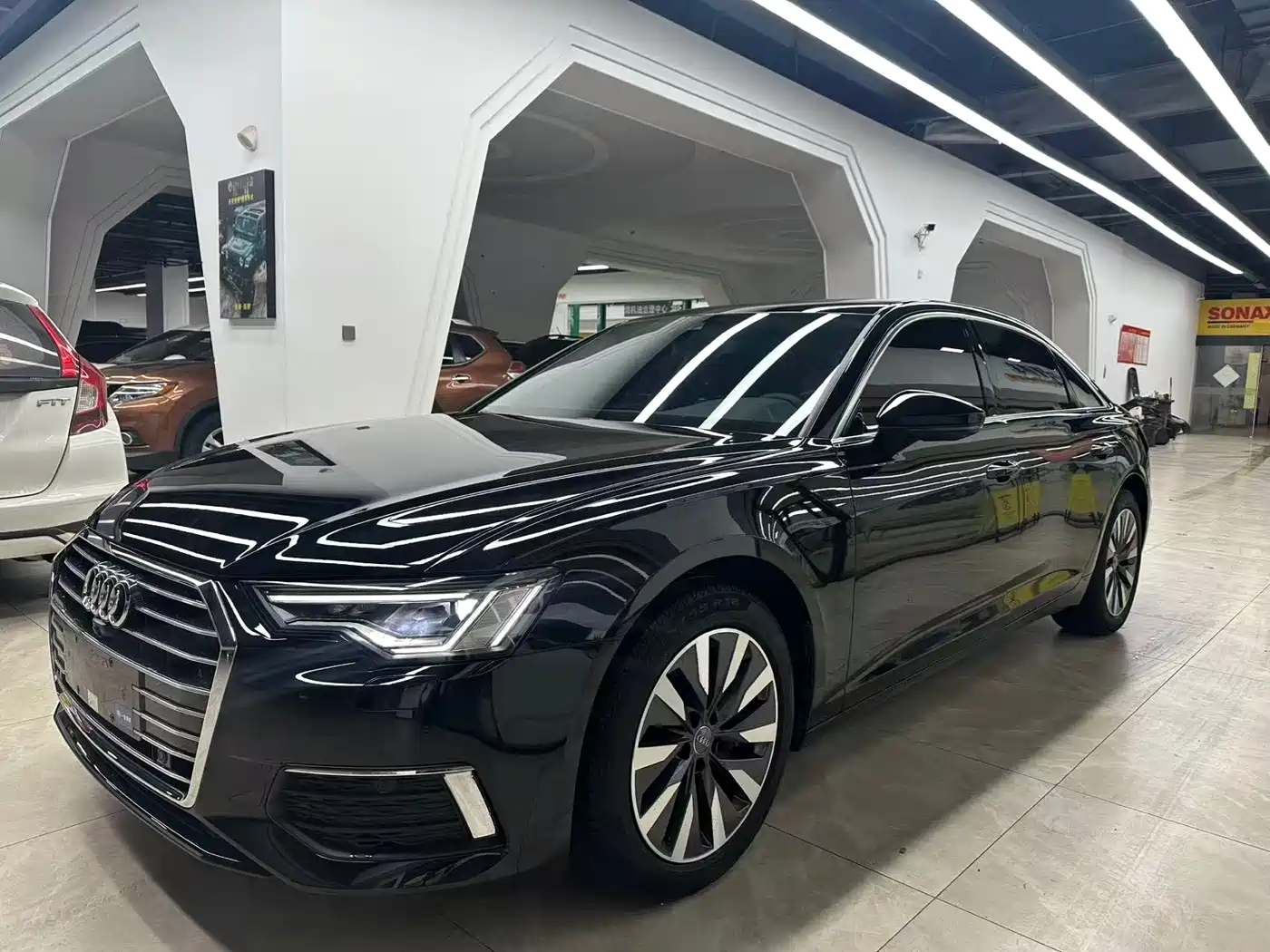 Audi A6L 2019 45 TFSI Premium Elegance фото 3