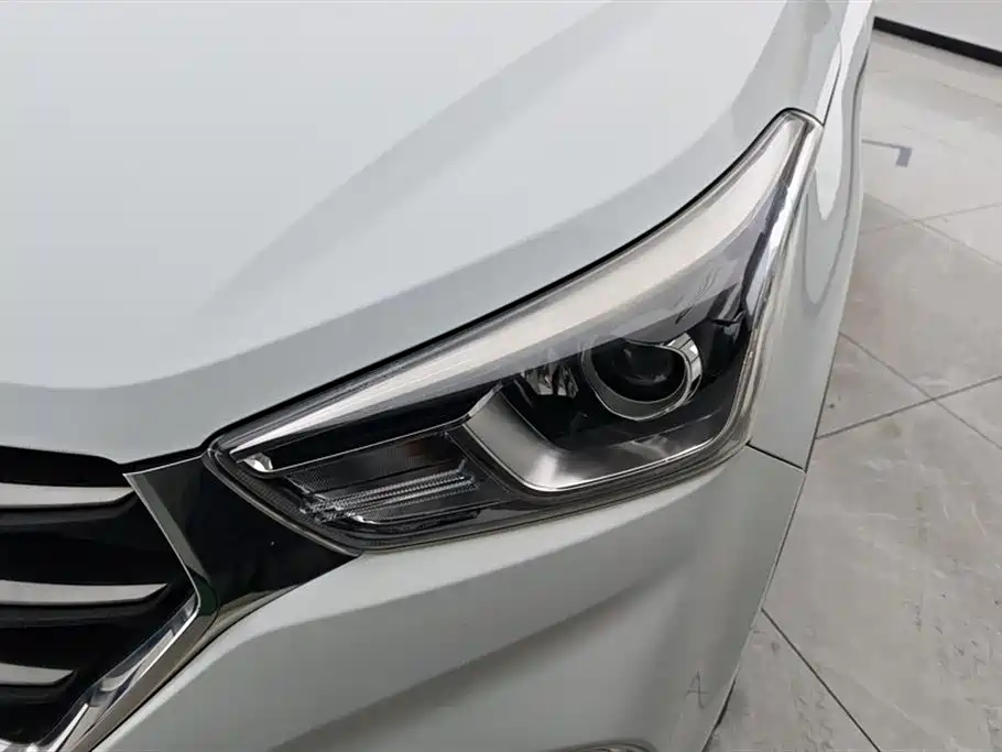 Hyundai Beijing Hyundai ix25 2017 1.6L Automatic Smart Edition фото 5