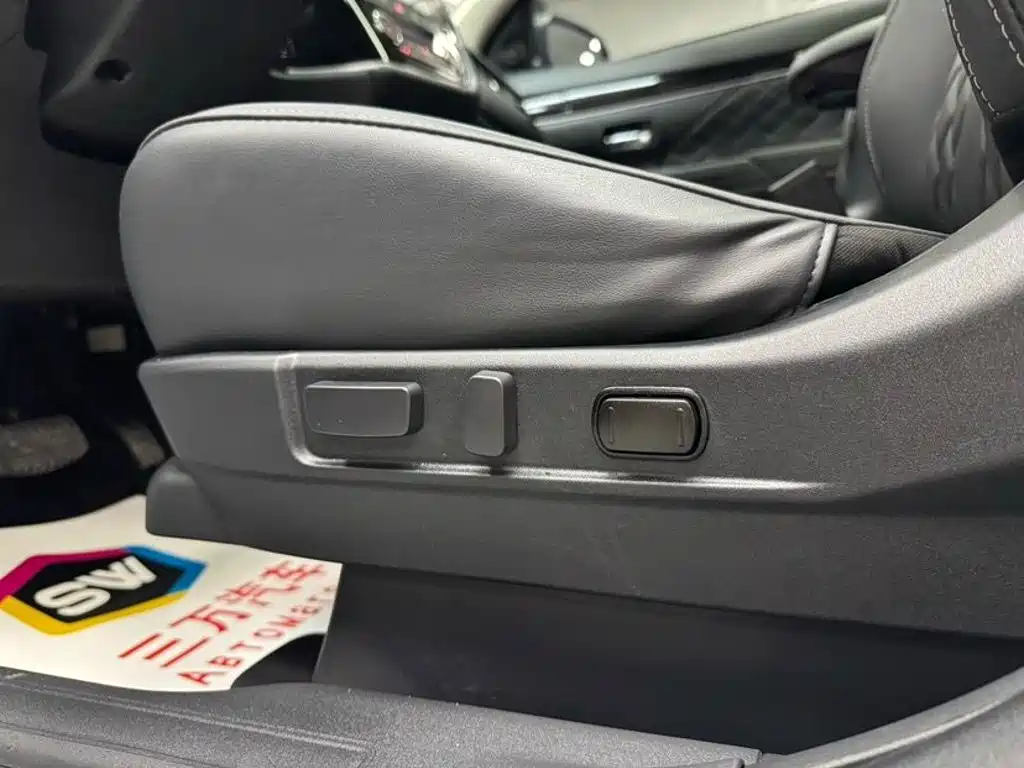 Mitsubishi Outlander 2022 2021 2.0L 2WD Yaodong Edition 5-seater