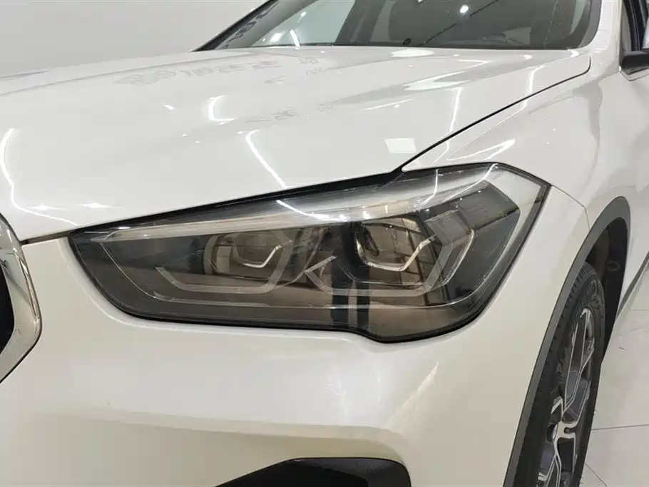 BMW X1 2021 sDrive20Li Exclusive фото 5