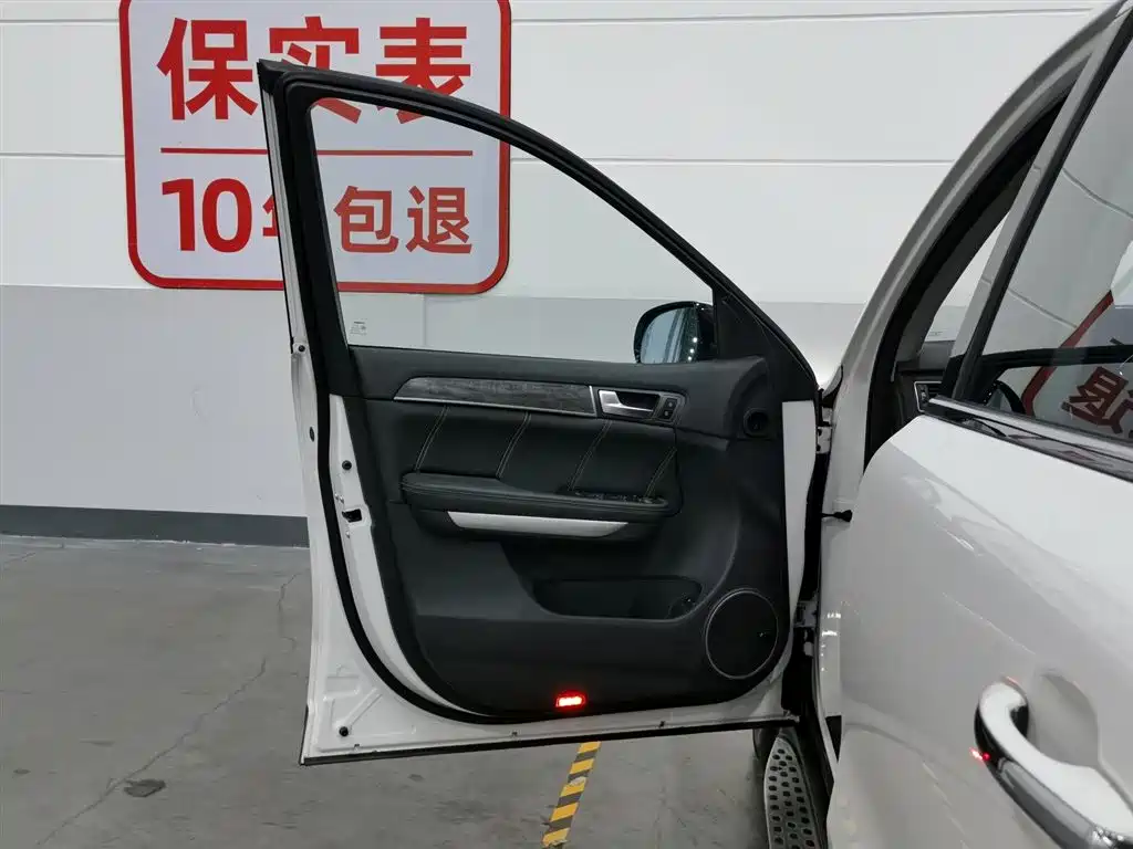 Haval H8 2015 2.0T 4WD Luxury фото 8