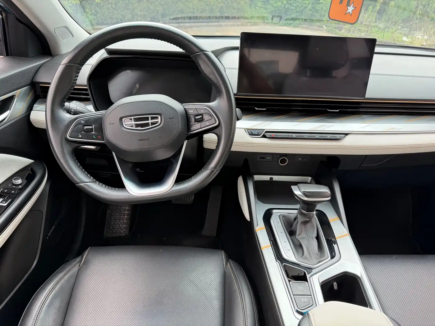 Geely Emgrand L 2022 2022 1.4T CVT Prestige Type