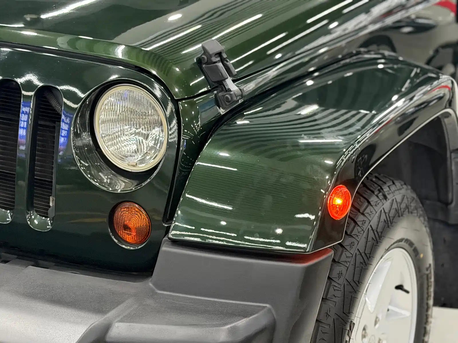 Photo 14 - Jeep Wrangler